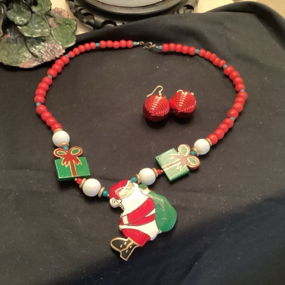 Cute Santa Wooden Necklace and Bulb Earrings Set